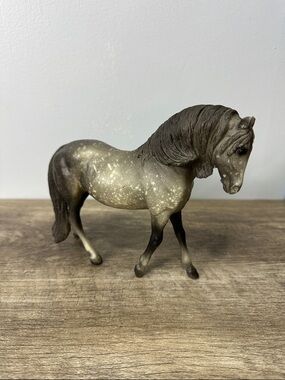 Vintage Breyer Andalusian Mare #3060 Model Horse Dapple Gray